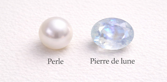 Pierres perle et pierre de lune vue de face, pierre de naissance.